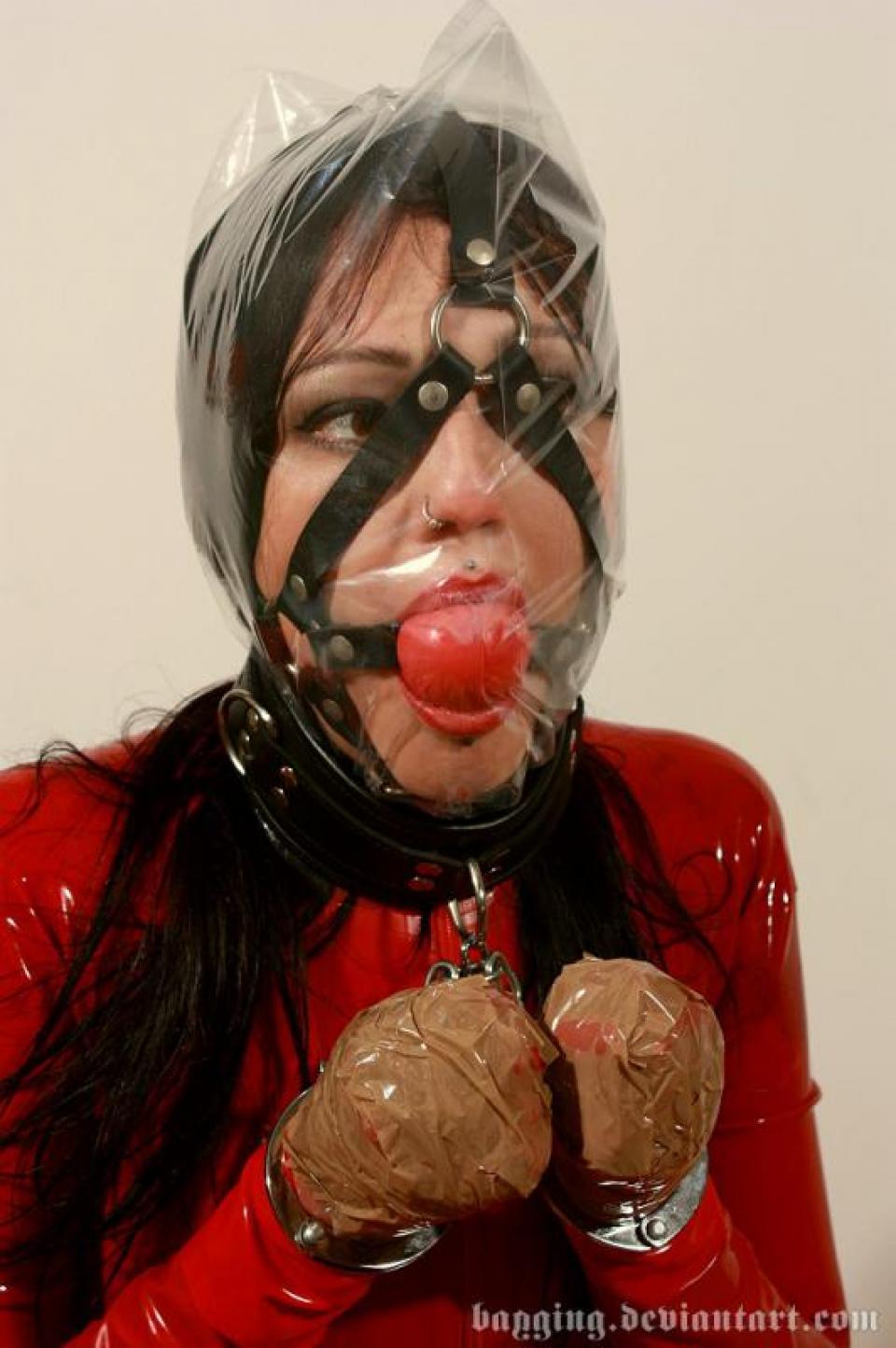 Latex girl breathplay and hardcore pic
