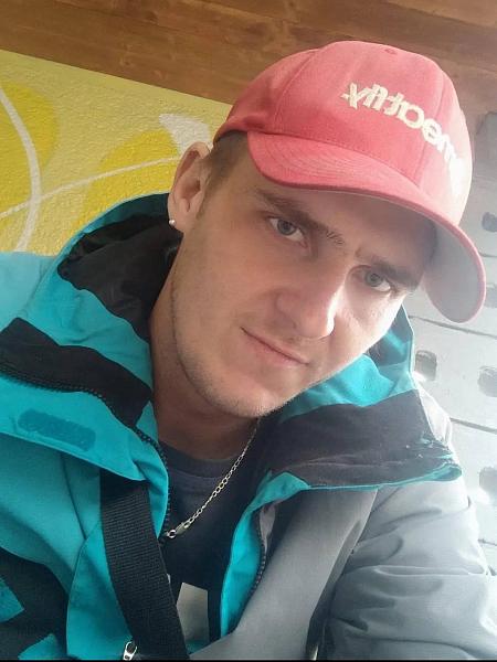 Profilová fotografie uživatele WhatsApp608425233Tomas