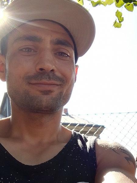 Profilová fotografie uživatele alone