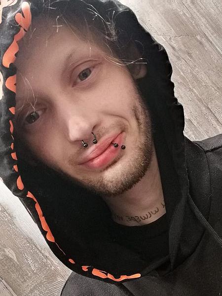 Profilová fotografie uživatele callmedaddycutie