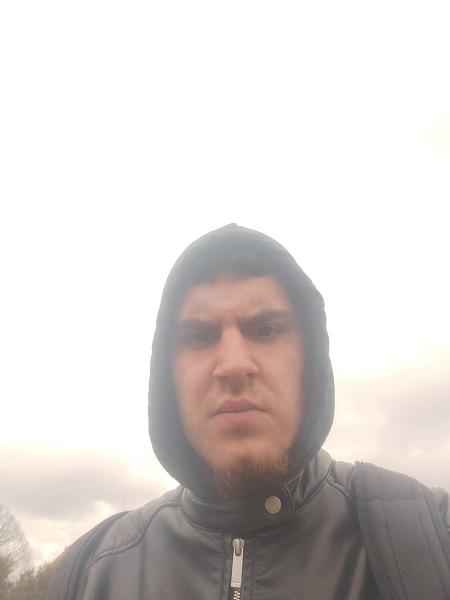 Profilová fotografie uživatele standamatous