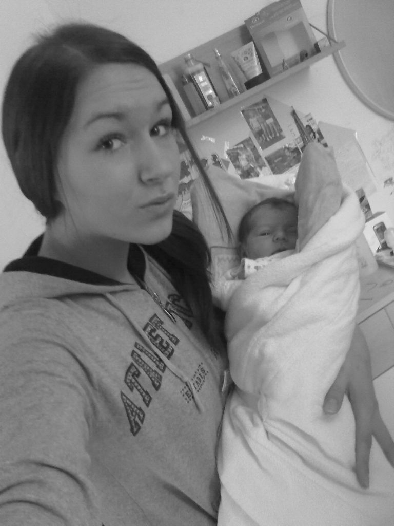 .. Alexandra .. nar.1995 .