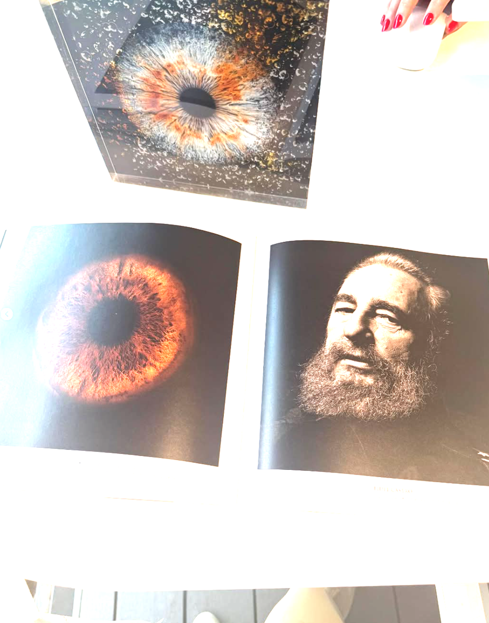 Dcera, žijící v Londýně.