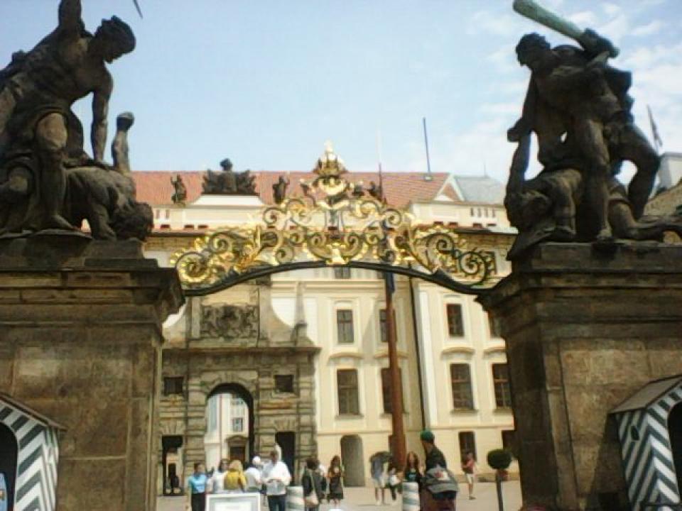 Praha...