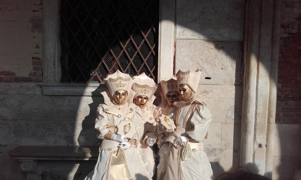 zlaté masky náměstí Sant Marco
