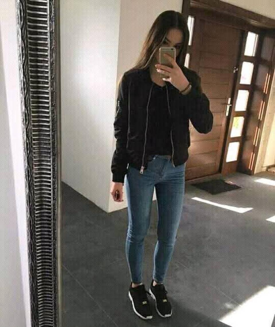 Já *