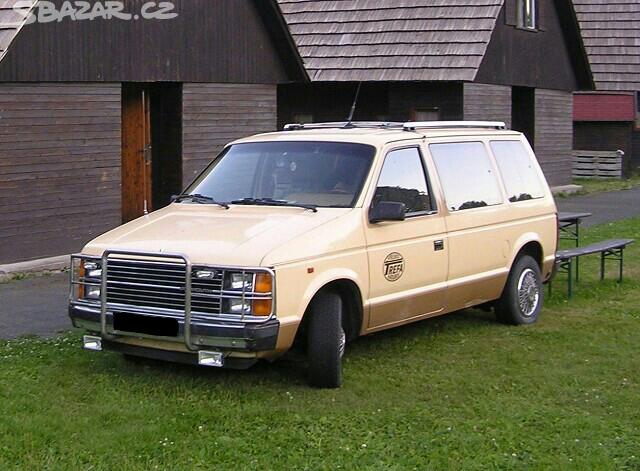 Má partička autíček, je můj koníček ....