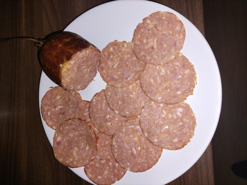 domácí pokus o šunku a salám