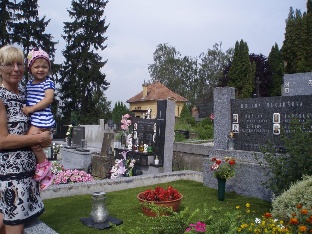 Doma červenec+srpen 2012