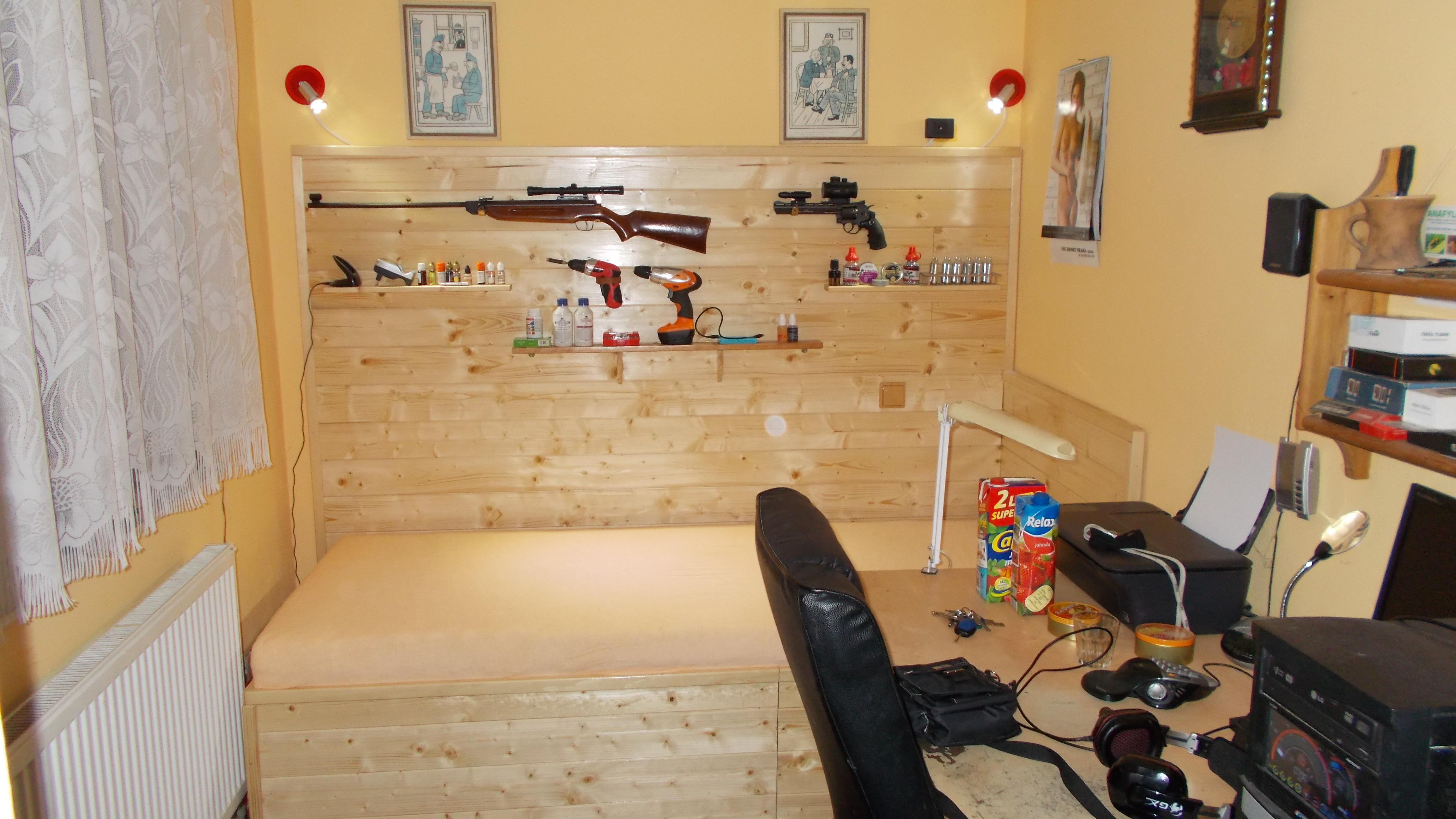 únor 2016 - zkusil jsem vyrobit si postýlku..