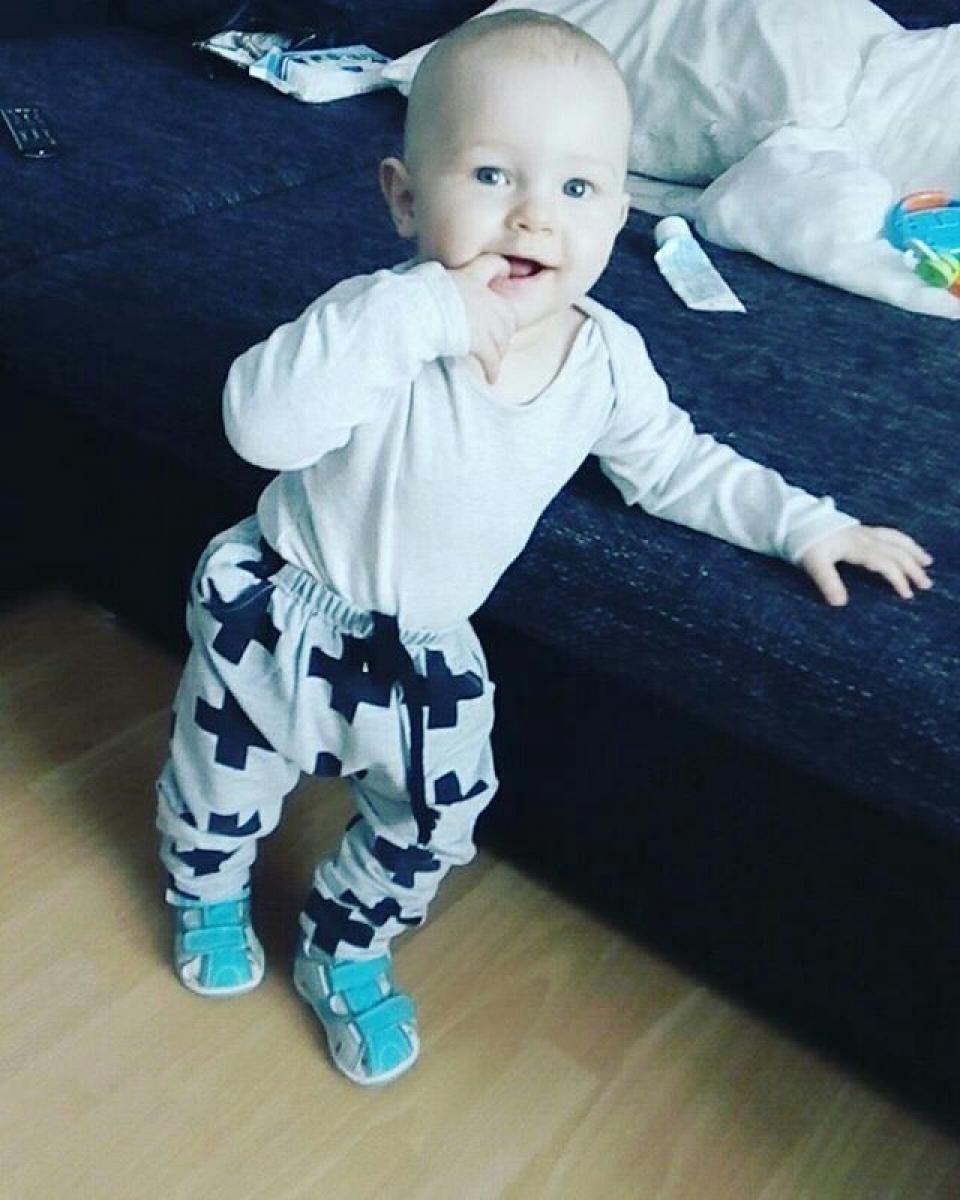 náš čertík v 10 měsících..no nejni sladkej?