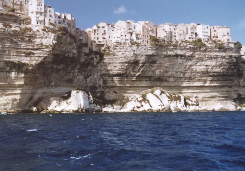 Korsica - Bonifacio - město na útesu