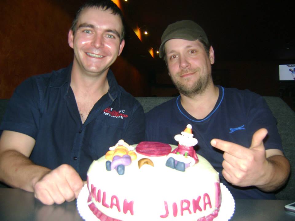 Milan a jeho kamarád Jirka při společné oslavě narozenin