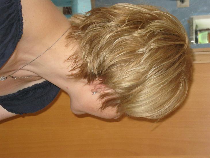 Moje Nove Ja zkracene vlasy :-) 20.06.2014.