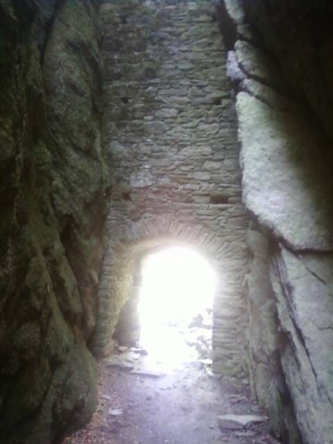 ZŘÍCENINA HRADU ŠTARKOV