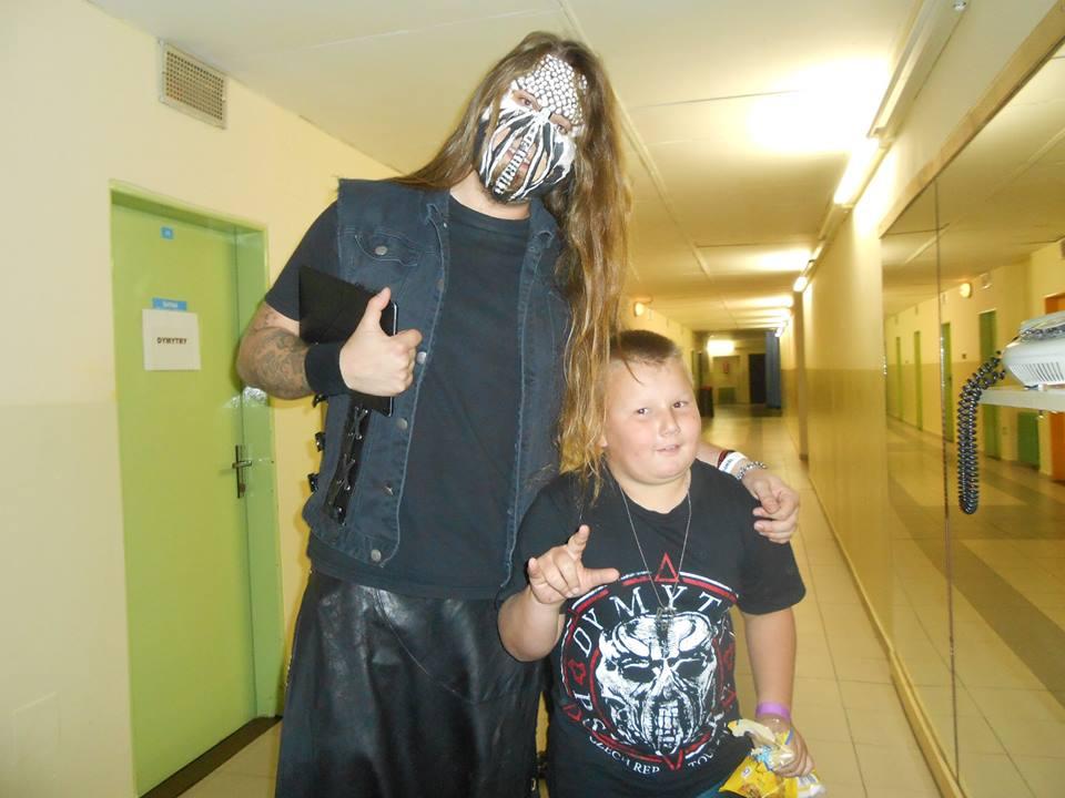 SKORO RRRODINÁÁÁ.. :)