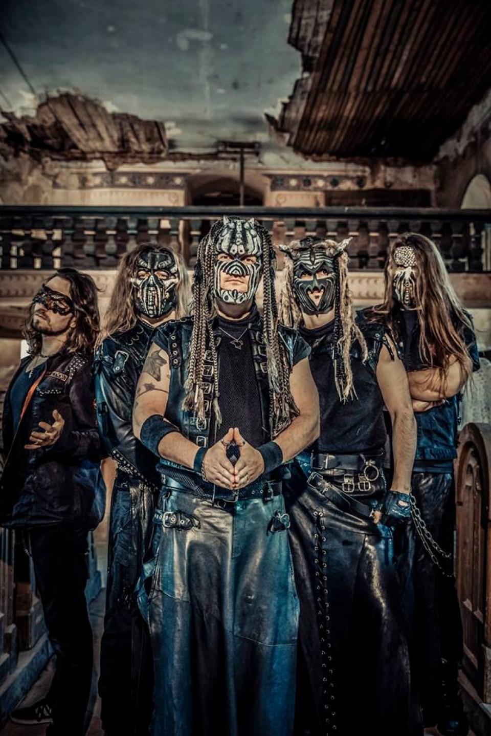 SKORO RRRODINÁÁÁ.. :)