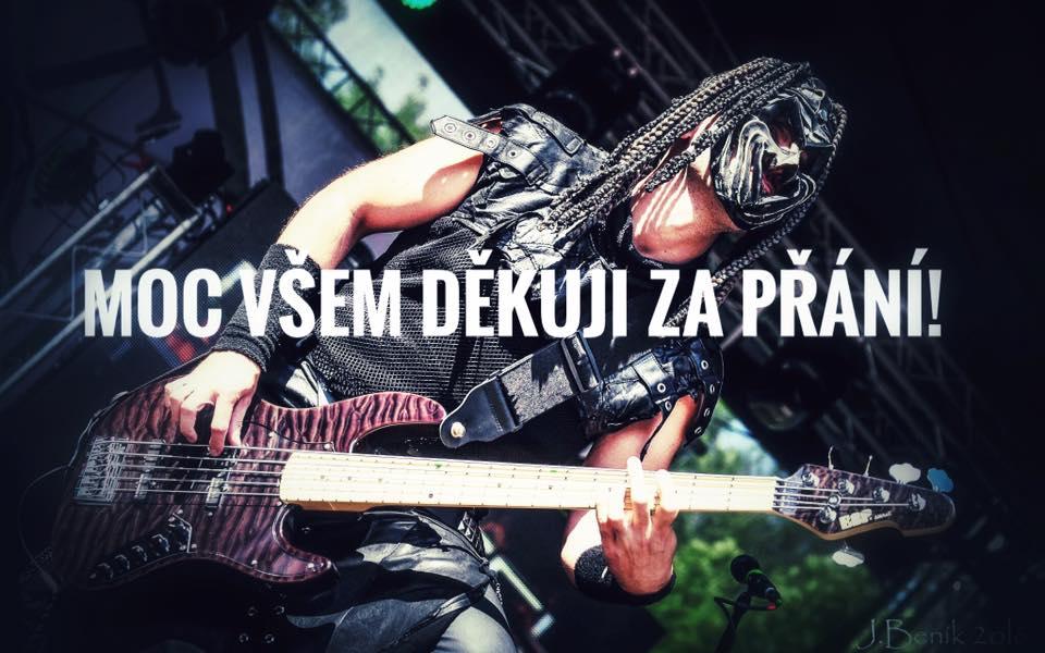 SKORO RRRODINÁÁÁ.. :)