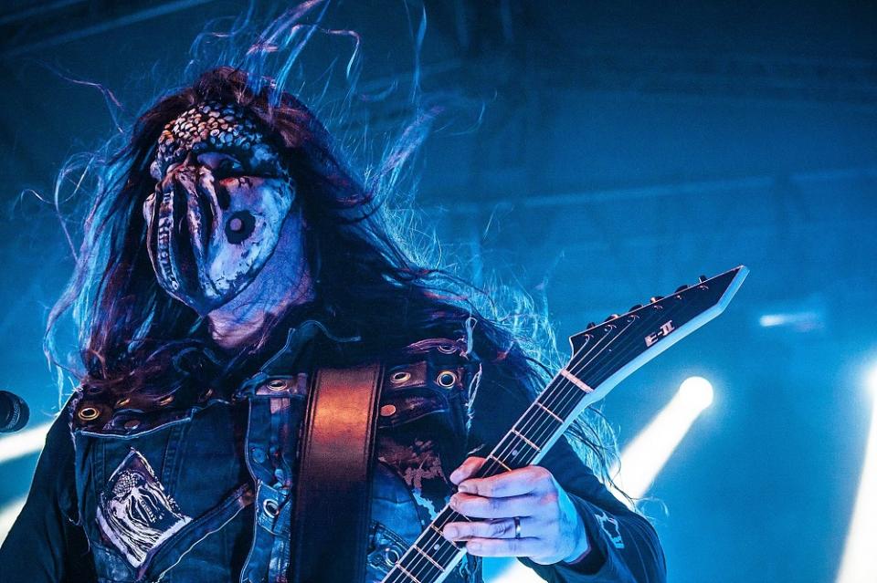 SKORO RRRODINÁÁÁ.. :)