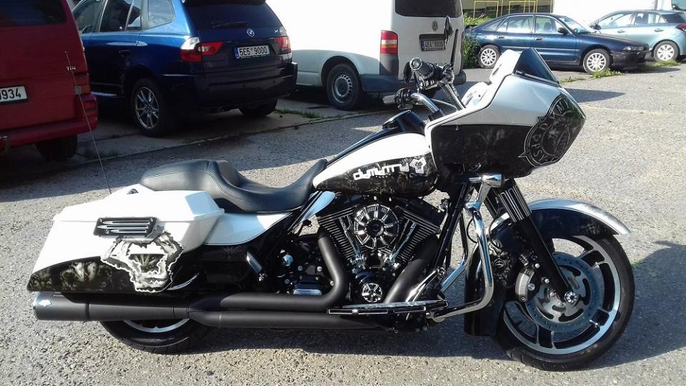 SKORO RRRODINÁÁÁ.. :)