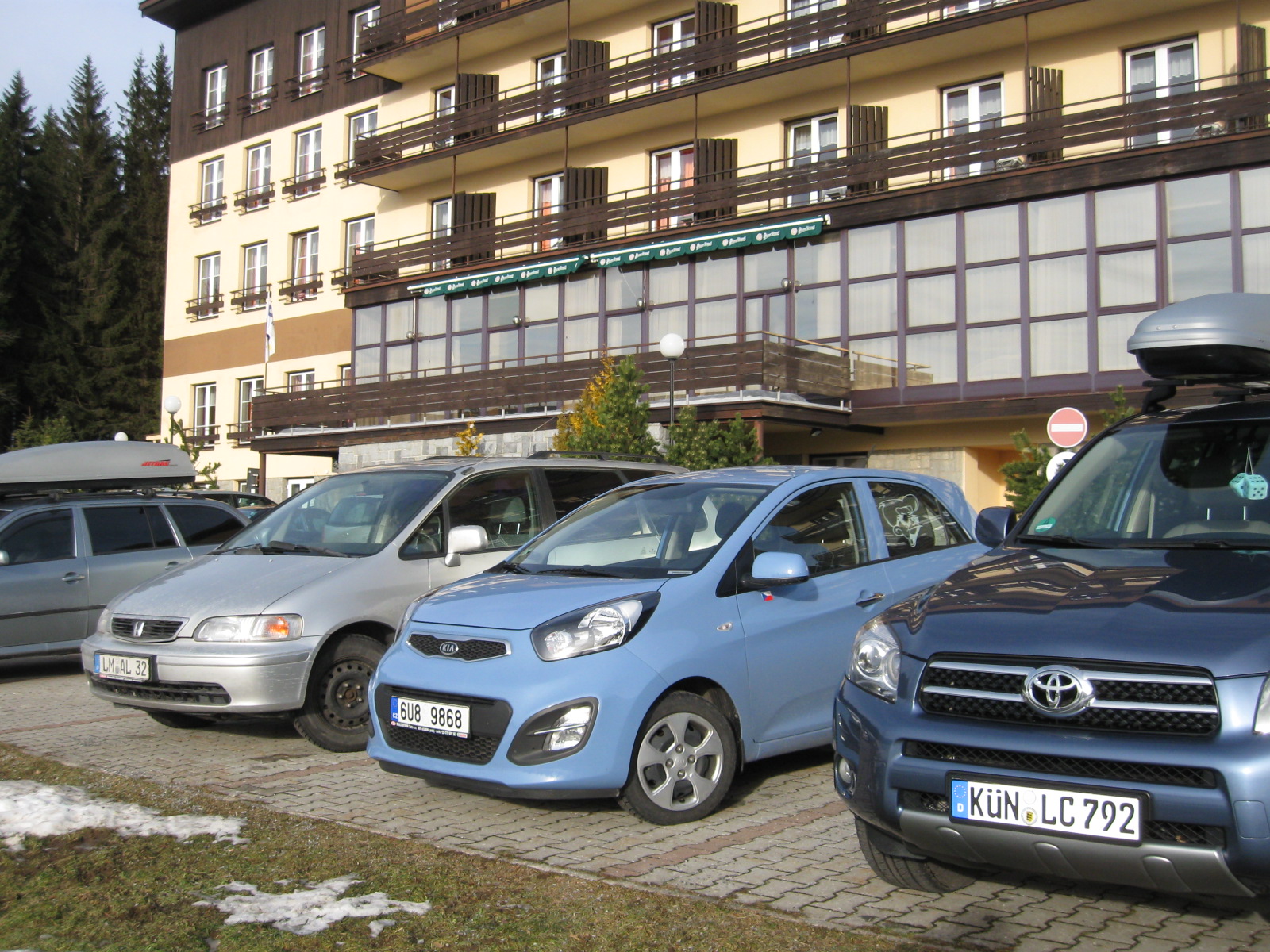 Autí KIA Picanto 1.0F1 exclusive